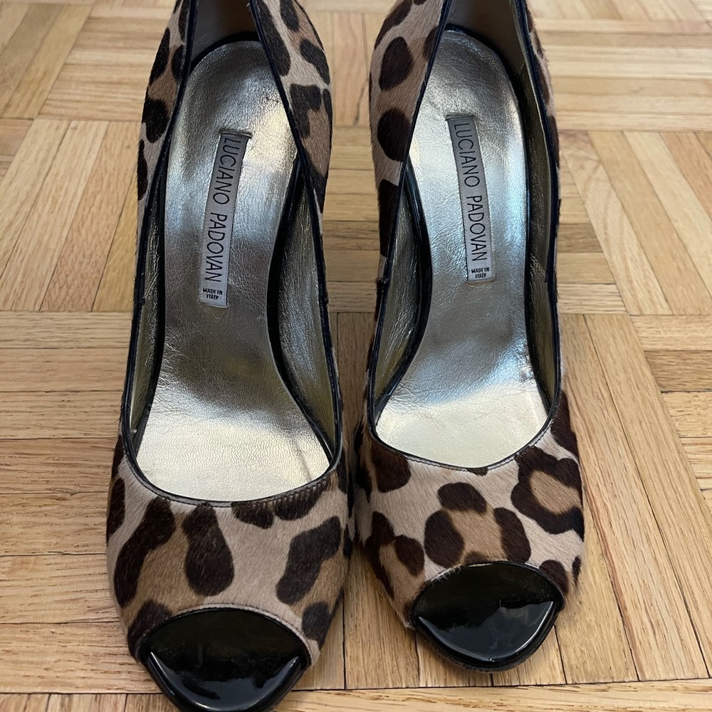 Luciano Padovan leopard print heels 7 1/2